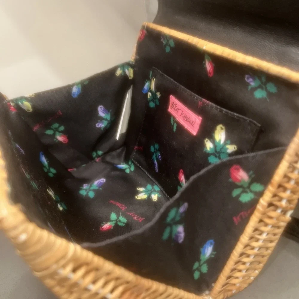 Betsey Johnson **** some